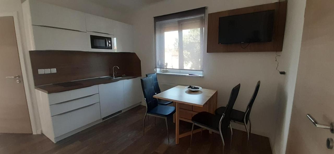 Apartments Barbic Медулин Екстериор снимка
