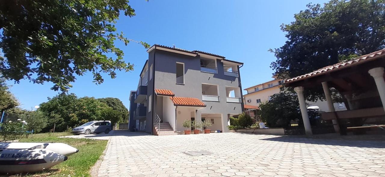 Apartments Barbic Медулин Екстериор снимка