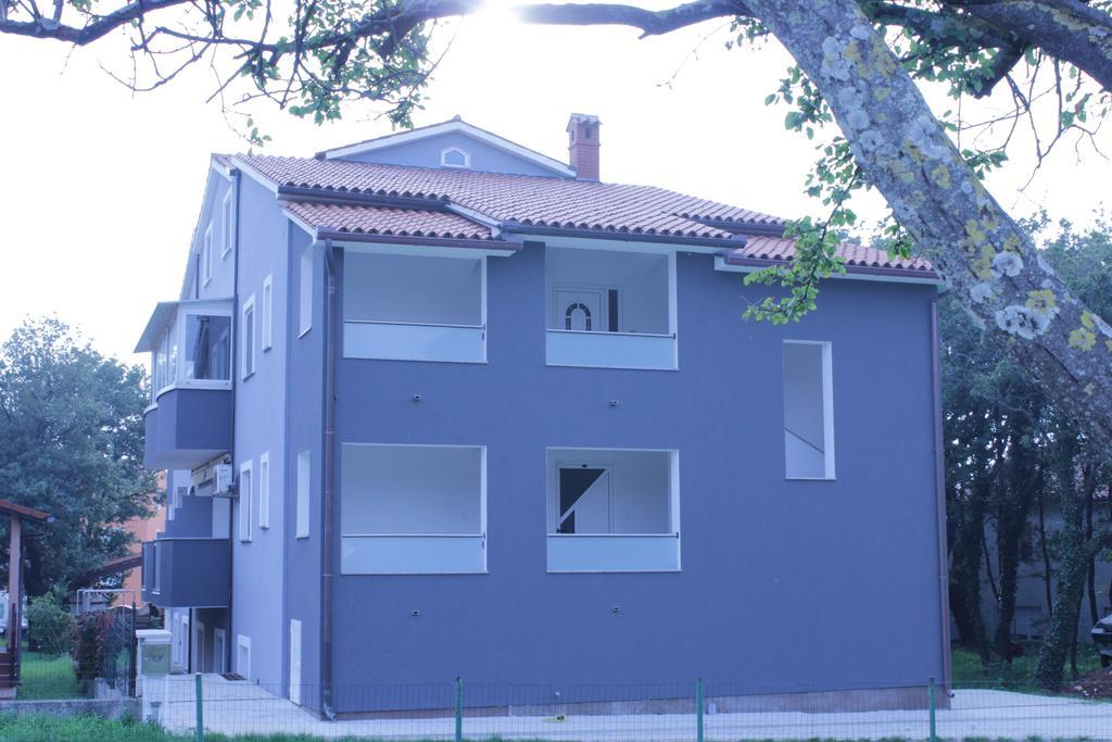 Apartments Barbic Медулин Стая снимка