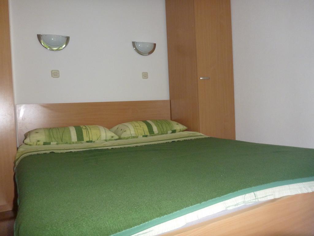 Apartments Barbic Медулин Екстериор снимка