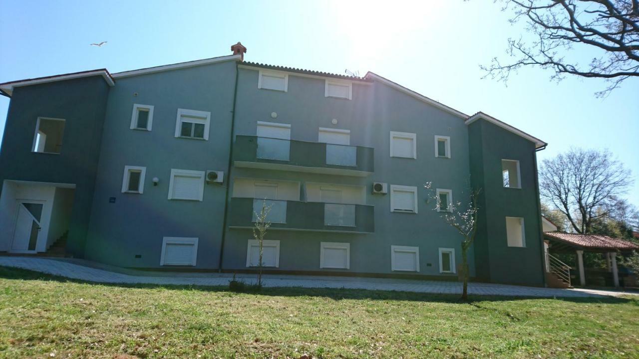 Apartments Barbic Медулин Екстериор снимка